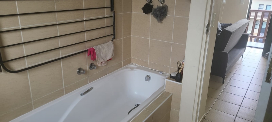 2 Bedroom Property for Sale in Parklands Western Cape
